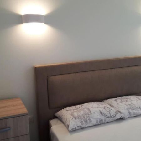 2Br Apartment With Pool 科托尔 外观 照片