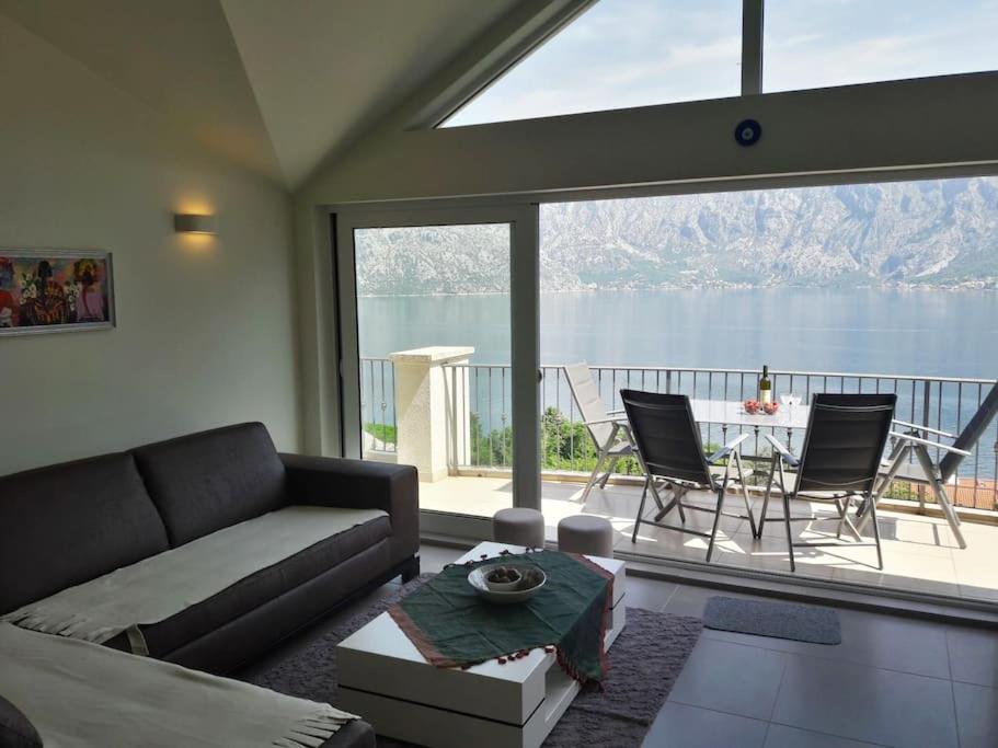 2Br Apartment With Pool 科托尔 外观 照片